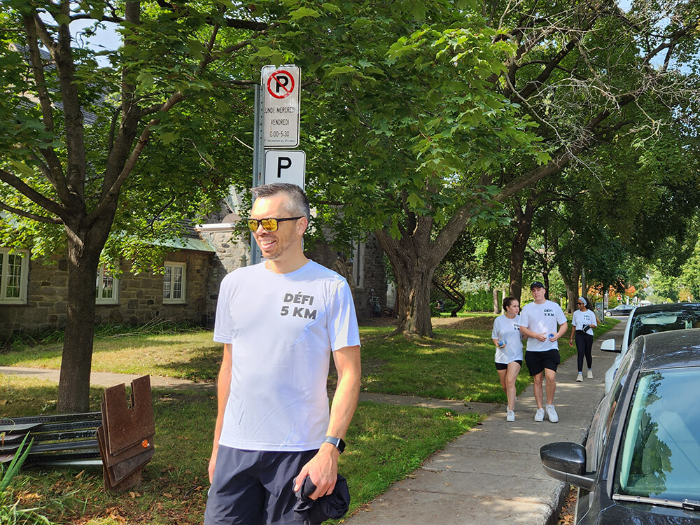 People walking at the 2023 Défi 5 KM